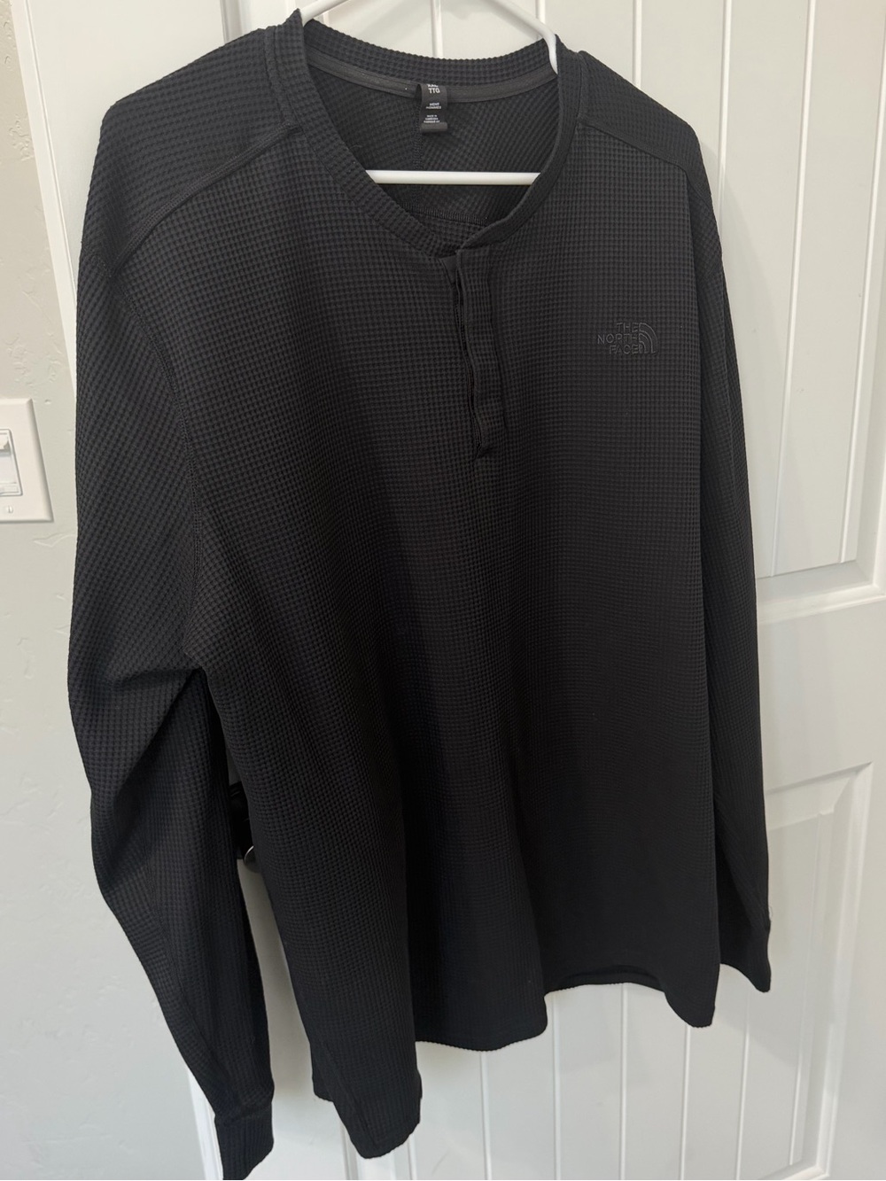 The North Face Men’s Black Waffle Henley Long-Sleeve Shirt